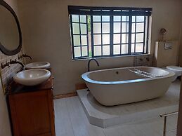 Jakes's Place Modern Comfortable & Sunny 3-bedroom House in Kensington