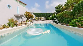 Taean Norabureo Pet Pension