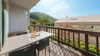 Taean Norabureo Pet Pension