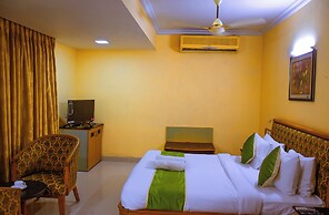 Naksha Tree Hotels - Mogappair