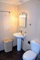 Olive Tree Hillside Apartment