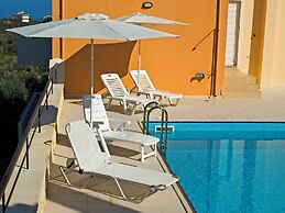 Olive Tree Hillside Apartment