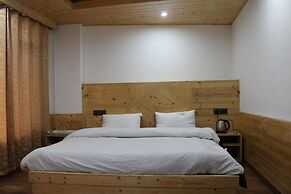 Apple Field House - Hotel in Old Manali