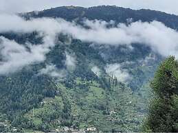 Apple Field House - Hotel in Old Manali