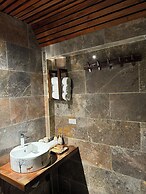 Tam Coc Golden Fields Homestay