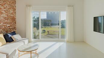 Jeju Pureunbada Pet Dokchae Pension