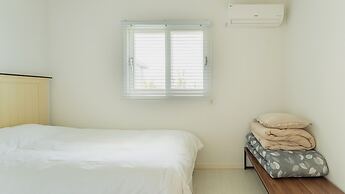 Jeju Pureunbada Pet Dokchae Pension