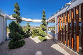 Villa Royal Green Two