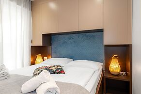 Villa Royal Green Two