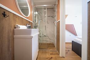 Villa Royal Green One