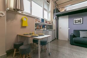 Spacious Studio in via Sammartini 33