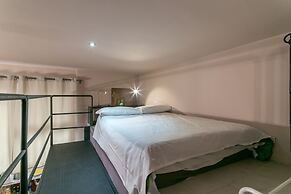 Spacious Studio in via Sammartini 33