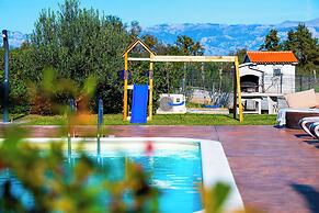 Villa Almond
