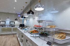 Yimimi Apartment-Guangzhou Shisanhang Yide Road Subway Station Branch