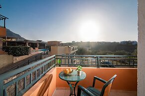 Golden Valentin Apartments