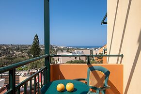 Golden Valentin Apartments