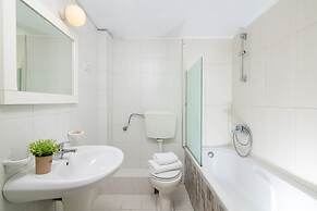 Golden Valentin Apartments