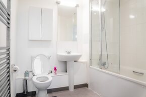 Luxury two Bedroom Apartment