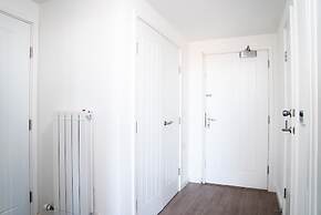 Luxury two Bedroom Apartment