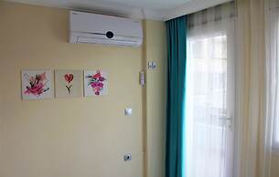 Mavi Restaurant & Apartments 1