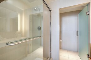 Resort-style Fort Lauderdale Condo: Balcony & View