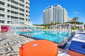 Resort-style Fort Lauderdale Condo: Balcony & View