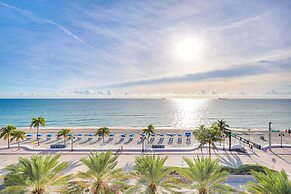 Resort-style Fort Lauderdale Condo: Balcony & View