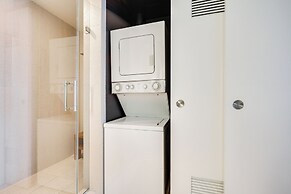 Resort-style Fort Lauderdale Condo: Balcony & View