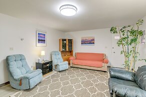 Anchorage Townhome: 2 Mi to Dwtn!