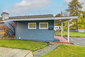 Anchorage Townhome: 2 Mi to Dwtn!