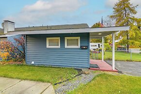 Anchorage Townhome: 2 Mi to Dwtn!