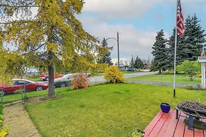 Anchorage Townhome: 2 Mi to Dwtn!