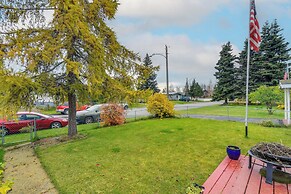 Anchorage Townhome: 2 Mi to Dwtn!