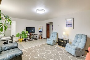 Anchorage Townhome: 2 Mi to Dwtn!