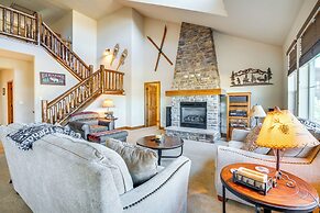 Mtn Views & Private Hot Tub: Granby Group Getaway!