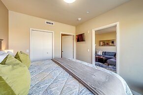 Walk to the Lake: Chelan Condo w/ Mtn Views!