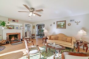 1 Mi to Historic District: Mtn-view Franklin Home