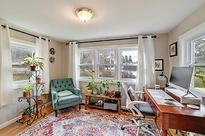 1 Mi to Historic District: Mtn-view Franklin Home