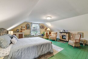 1 Mi to Historic District: Mtn-view Franklin Home