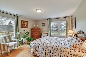 1 Mi to Historic District: Mtn-view Franklin Home