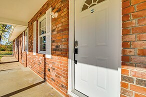 3 Mi to Lake: House w/ Fire Pit in Mountain Home!