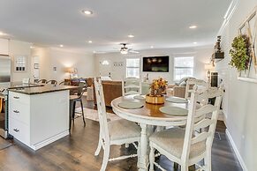 3 Mi to Lake: House w/ Fire Pit in Mountain Home!