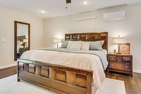 3 Mi to Lake: House w/ Fire Pit in Mountain Home!