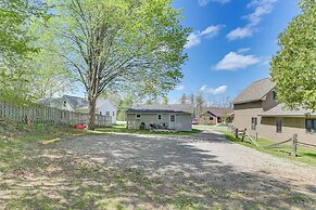 16 Mi to Sleeping Bear Dunes: Cedar Home w/ Deck