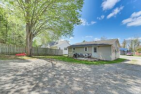 16 Mi to Sleeping Bear Dunes: Cedar Home w/ Deck