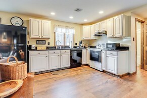 Finger Lakes Retreat: Cohocton Cabin on 25 Acres!