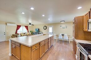 Palmyra House w/ Private Hot Tub & Fenced Yard!