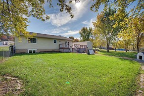 Palmyra House w/ Private Hot Tub & Fenced Yard!