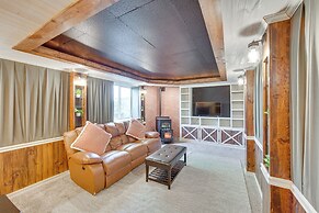 Palmyra House w/ Private Hot Tub & Fenced Yard!