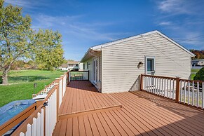 Palmyra House w/ Private Hot Tub & Fenced Yard!